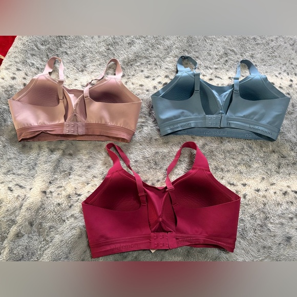 36D lululemon athletica Set of 3 Sports Bras Great Condition Blue Pink Maroon 😍 - Picture 11 of 15